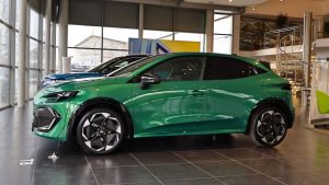 Новото Рено Клио ја вжештува конкурентската трка во класата