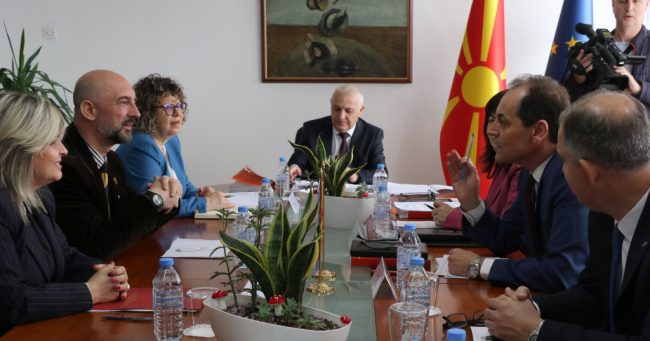 ОТВОРИВТЕ ВРАТА ОБВИНЕТИ СЛОБОДНО ДА МАВААТ ПО ОБВИНИТЕЛИТЕ, РЕАГИРА ОБВИНИТЕЛКАТА ЛЕНЧЕ РИСТОСКА ОТКАКО СОВЕТОТ ОДЛУЧИ ДЕКА КВАЛИФИКАЦИИТЕ ОД ПРЕМИЕРОТ НЕ БИЛЕ ПРИТИСОК ВРЗ НЕЈЗИНАТА РАБОТА