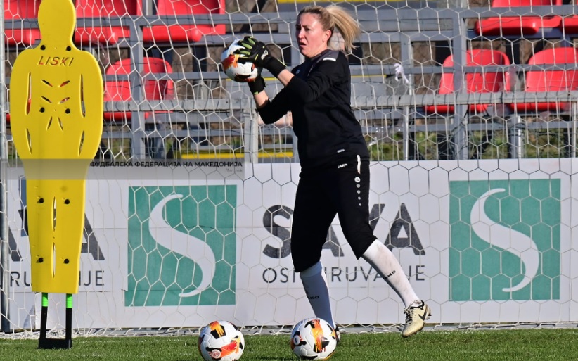 Фудбалерките посакуваат триумф против Азербејџан во Баку