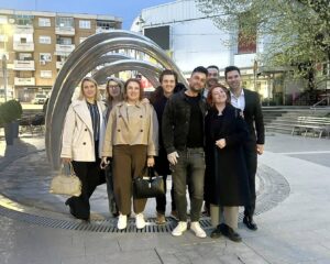 (Фото) Гитаристот на ДНК се сретна со лекарите од болницата „Папаниколау“ во Солун