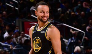 Стеф Кари се враќа по повредата