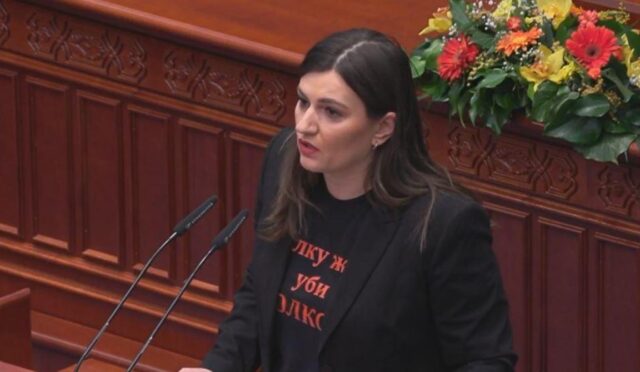 Зајкова: 8. Март не е ден за цвеќе и пригодни објави – државата потфрли