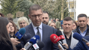 Мицкоски: Не е вистина, не ја владеат материјата – ДУИ: За 2 месеци потрошени 24,3 милиони евра за увоз на струја