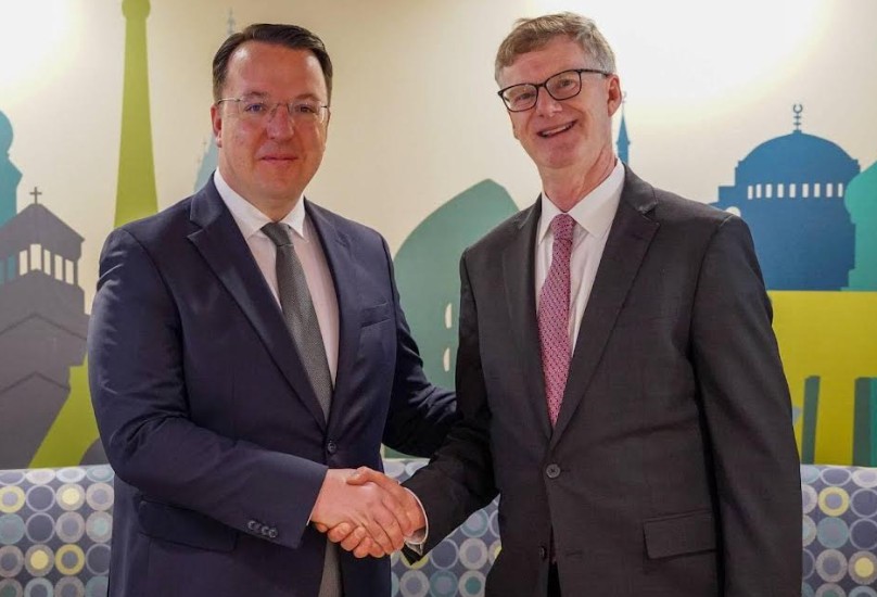 Николоски во работна посета на САД