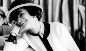 (ФОТО) СОВЕТИ ОД КОКО ШАНЕЛ ЗА ИЗГЛЕДАЊЕ МЛАДО: Со помош на овие трикови, таа успеалс да ја одржи својата виталност и во подоцнежните години