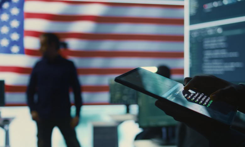 ФБИ купува податоци од мобилни за да следи луѓе