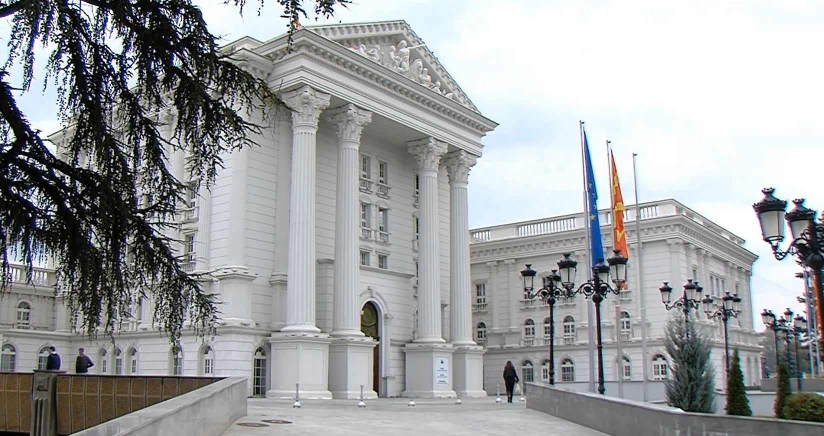 Влада утре ќе носи мерки