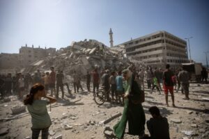 (ВИДЕО) Израел: Со 50 авиони го погодивме бункерот на ајатолахот во срцето на Техеран