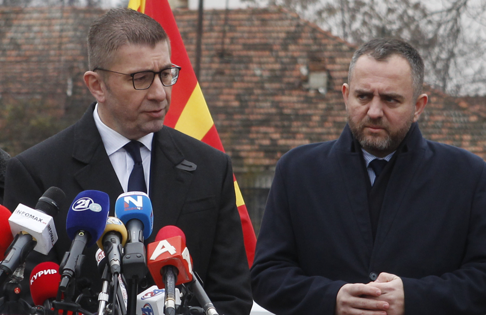 Мицкоски не го дава Тошкоски и ја праќа опозицијата на медицински преглед