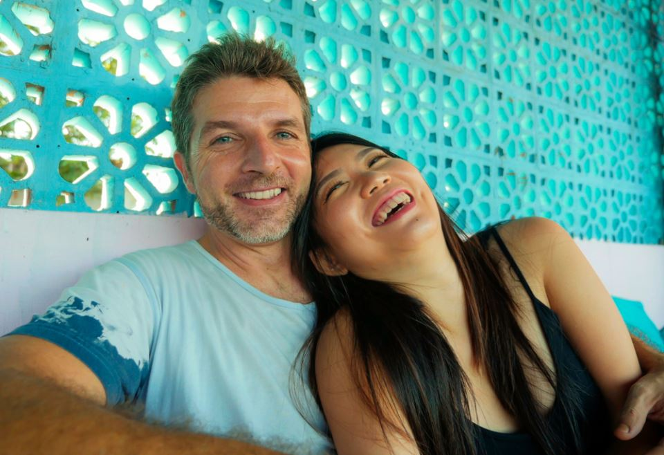 8 знаци дека жената е добра во кревет