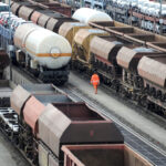 Украинските напади врз инфраструктурата ја парализираат руската нафтена трговија
