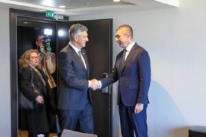 Мицкоски се сретна со Пленковиќ – регионалната соработка и европската перспектива во фокусот на разговорите