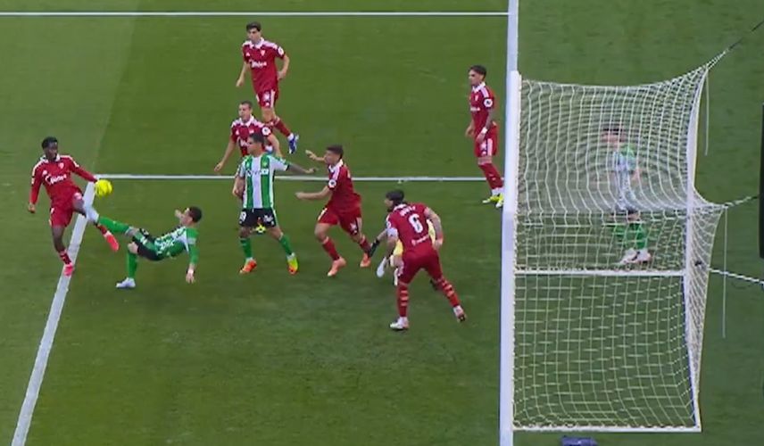 Ножичките на Антони од перфектен агол! (ВИДЕО)