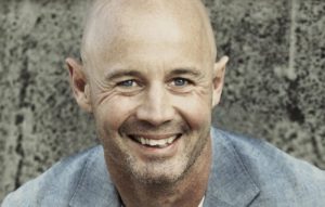 НЕ СЕ ПАРИТЕ, НЕ Е ДУРИ НИ ИЗГЛЕДОТ: 4 работи што го прават просечниот маж зачудувачки