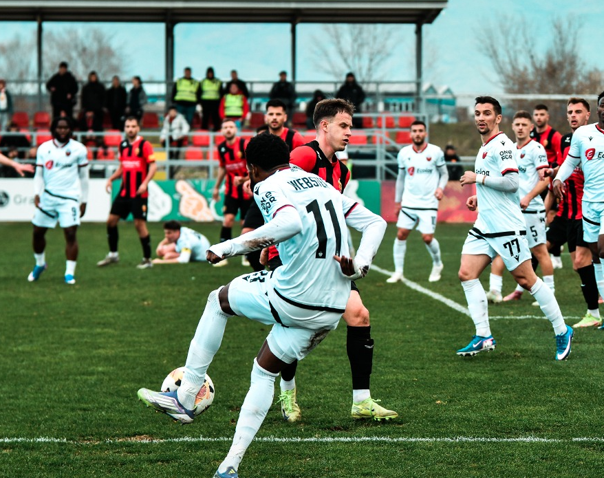 Шкендија го совлада Вардар!