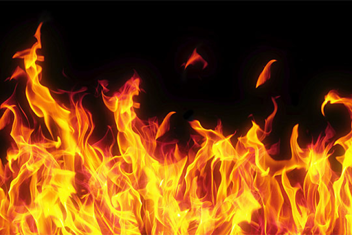 Четири мотоцикли изгореле во пожар во Прилеп