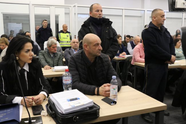 ГО ПОНИШТИВМЕ РЕШЕНИЕТО ЗА ПАРКИНЗИ ЗА „ПУЛС“ КОГА СЕ ДОЗНА ДЕКА ЌЕ БИДЕ ДИСКОТЕКА, А МИНИСТЕРСТВОТО ЗА ЕКОНОМИЈА НЕ МУ ОДГОВОРИ НА ГРАДОНАЧАЛНИКОТ ДАЛИ Е ИЗДАДЕНА ЛИЦЕНЦА, СВЕДОЧИ ГРАДЕЖЕН ИНСПЕКТОР