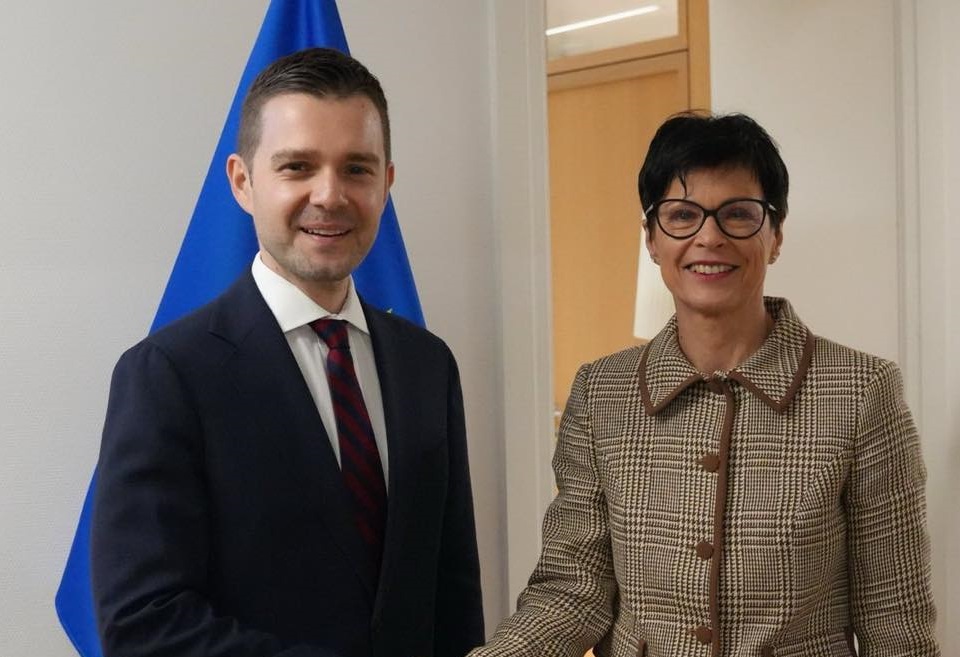 Муцунски во Брисел на средба со Кос – во фокус е евроинтегративниот процес на државата