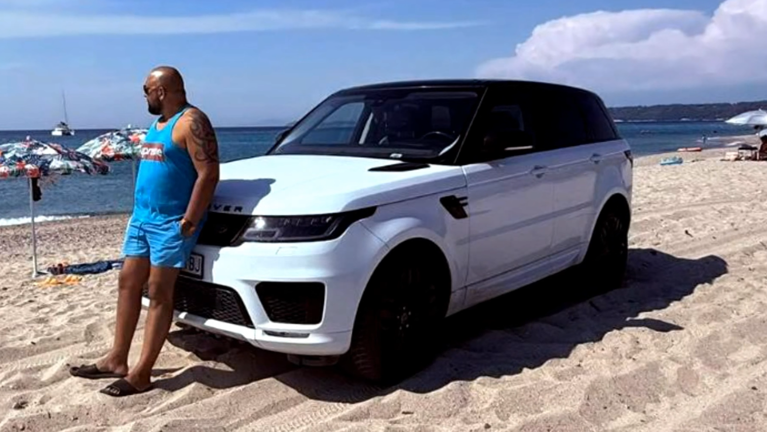 Запален автомобилот кој го користел градоначалникот на Шутка