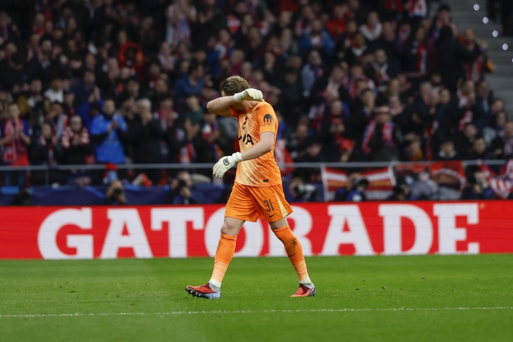 (Видео) „Марка“: Тудор го „уби“ својот голман – Кински го пцуеше тренерот додека го напушташе теренот