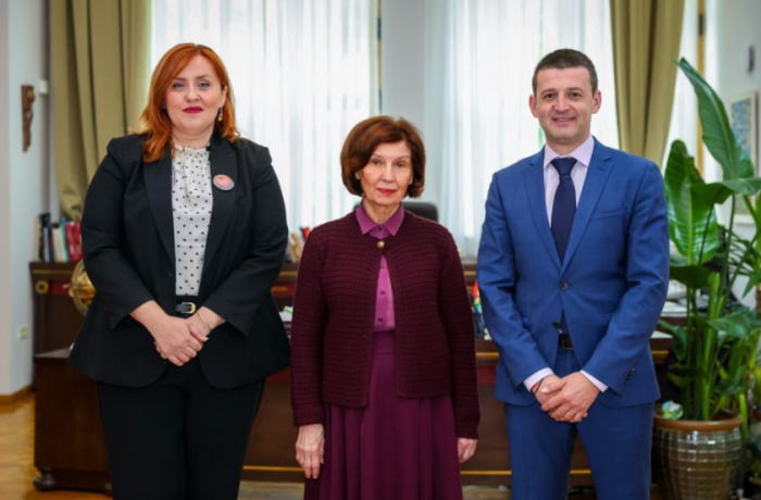 Сиљановска-Давкова на средба со претставници на Националниот совет на македонското национално малцинство во Србија