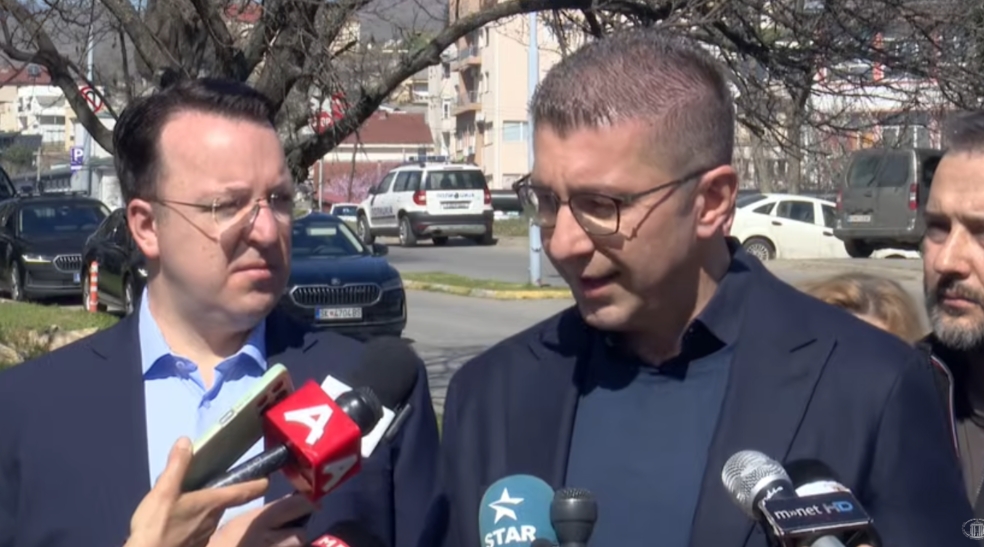 Мицкоски ветува намалување за 2,5 денари – „литар бензин кај нас ќе биде 1,35 евра“