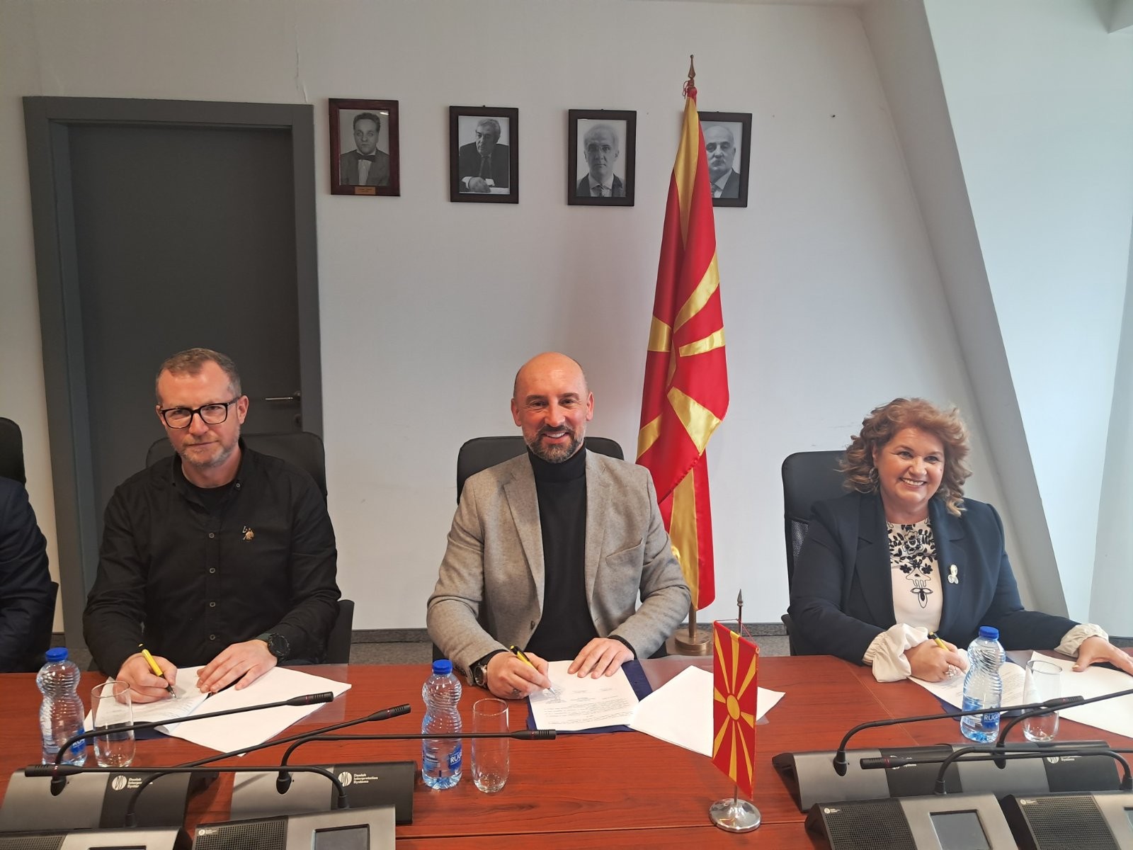 И ВРАБОТЕНИТЕ ВО ОЈО ДОБИВААТ ПОГОЛЕМИ ПЛАТИ: Потпишан Колективен договор во Обвинителството