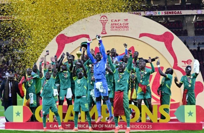 Сенегалците ќе парадираат во Париз и покрај тоа што им е одземена титулата