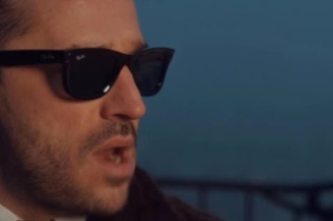 Тарабунов се соблече гол, сигурен дека има што да покаже…