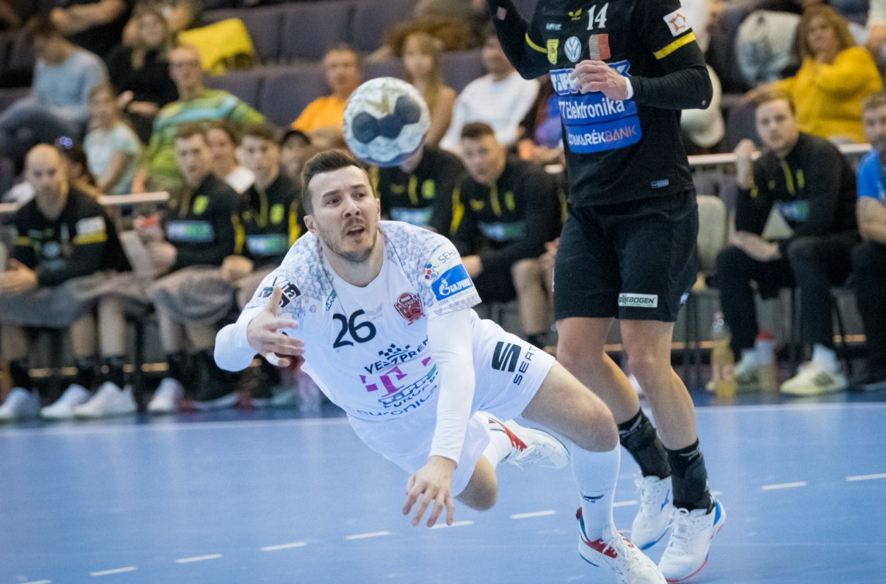 Мануел Штрлек се враќа во Загреб