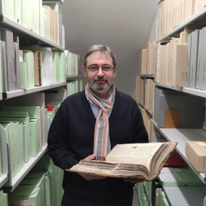 Тажни танци врз гробовите…