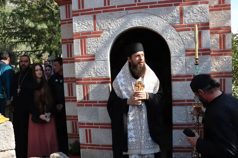 Марко и Јаков гости на СПЦ во спомен на владиката Атанасиј Јефтиќ