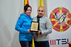 Плакета за долготраен тазвој на женското олимписко таеквондо на Сузе Трајковска