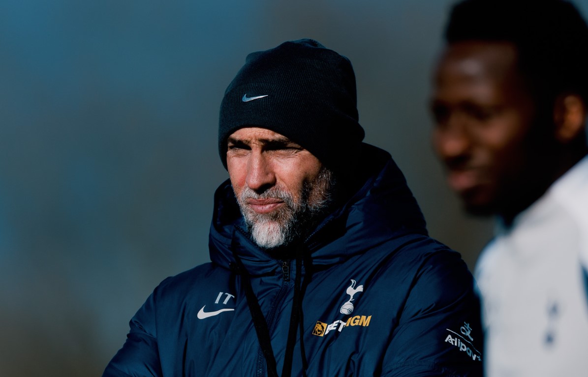 Готово: Тотнем ќе бара нов тренер!