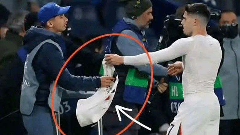 УЕФА отвори случај против Нето откако турна момче кое додава топки