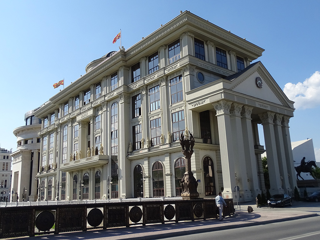 МНР со план за евакуација на македонските државјани од повеќе земји