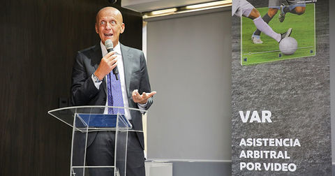 Колина за проблемите на ВАР: Тоа е како криза во бракот…