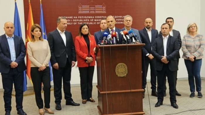 ВМРО-ДПМНЕ: СДС со Филипче на чело, под менторство на Заев и со Спасовски, Тренчевска, Фрчкоски… талка без компас и без стратегија