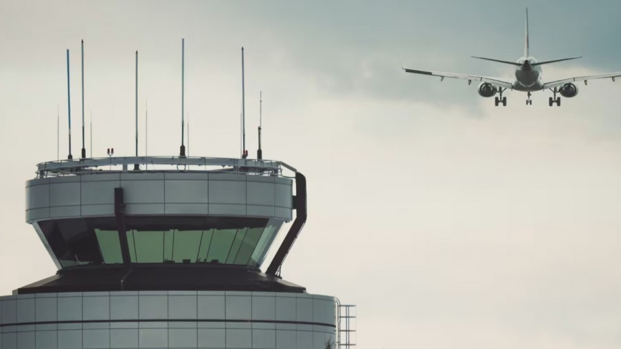 Швајцарија забрани прелет на американски авиони