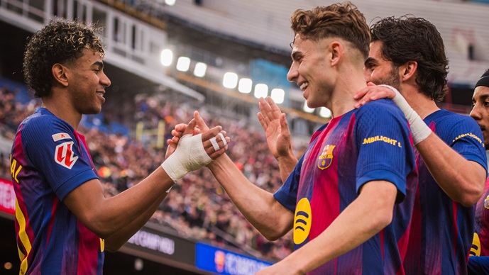 Манчестер јунајтед нуди 100 милиони за фудбалер на Барселона, смета дека вреди за парите