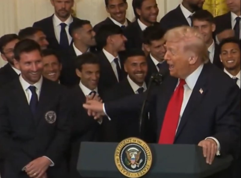 Трамп: Кој е појак, Меси или Пеле?