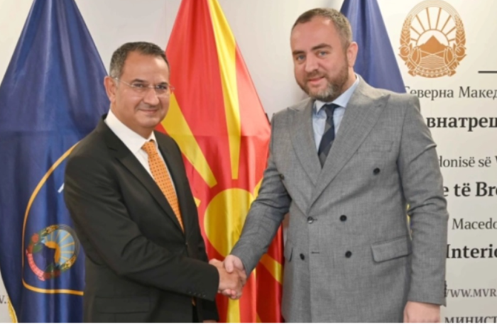 Тошковски и СЕЛЕК договорија заеднички хајки против шверцерите и компјутерските измамници