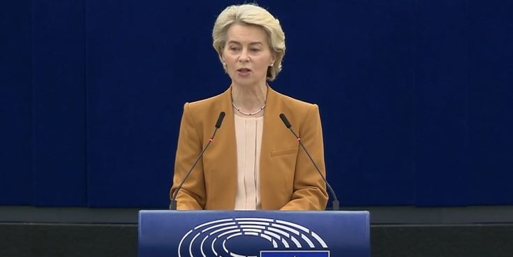 Политико: Урсула фон дер Лајен ги пречекорува своите овластувања