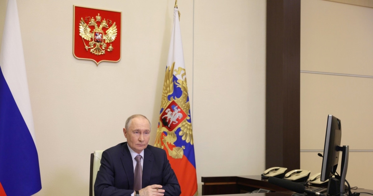 Надвор од канцеларија: Пресврт во напорите на Кремљ да ја скрие локацијата на Путин