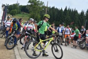 Велосипедска тура во сеќавање на жртвите и за поддршка на повредените во „Пулс“