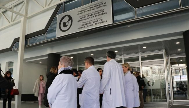 НЕ Е НОРМАЛНО ДА СЕ ЖИВЕЕ СО СИЛНА МЕНСТРУАЛНА БОЛКА, ЕНДОМЕТРИОЗАТА МОРА ДА СЕ ЛЕКУВА НАВРЕМЕ, ВЕЛАТ ГИНЕКОЛОЗИТЕ