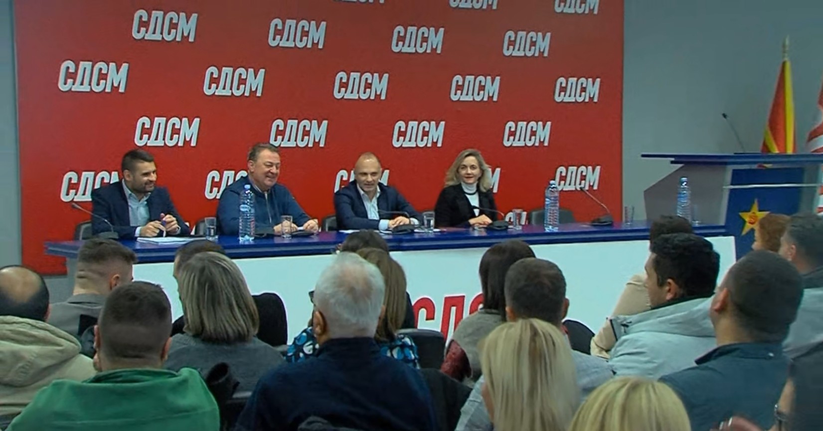 СДСМ: Пратеничката група ни е стабилна, утре Централен