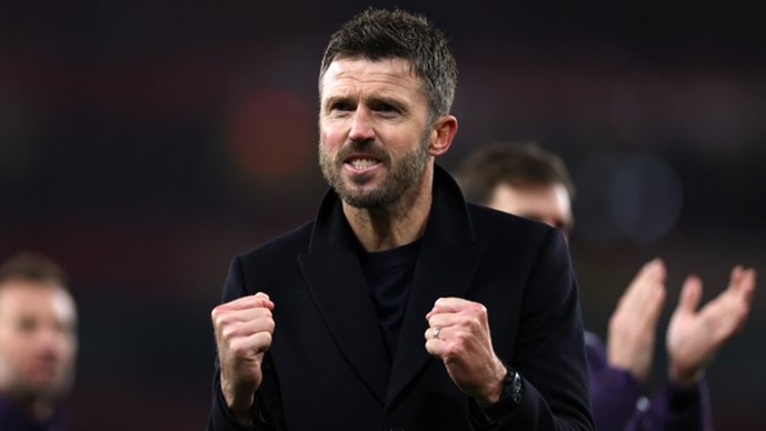 Евра застана во одбрана на Керик и распали по Невил: За три месеци го избркаа во Валенсија!