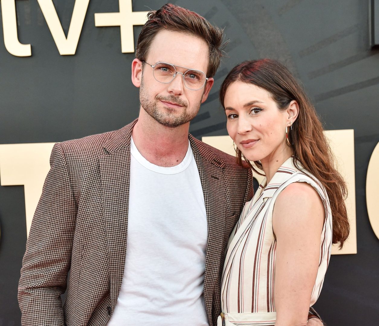 Позната актерска двојка го откри полот на третото дете: „Целиот мој живот сум опкружен со жени“