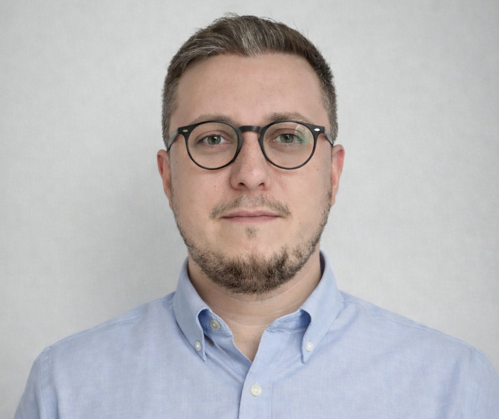 Колумна: За промена, драги мажи, барем годинава да си ги зачуваме цвеќињата за себе